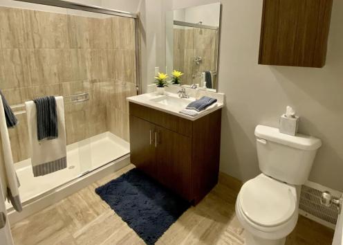 Image of a Hawker Apartments bathroom.
